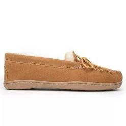 Minnetonka Moccasin Co 'Minnetonka' Men's Sheepskin Hardsole Moc Slipper - Tan -Ariat Shop GUEST a2fac22e 4d74 4057 80cd 6a602c185cd7 1024x1024@2x